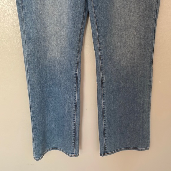 NWT Daily Thread Hi Rise Flare Bootcut Jean. 14 - Picture 3 of 8